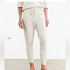 Nili Lotan Designer sweatpants in a fun peach pink!